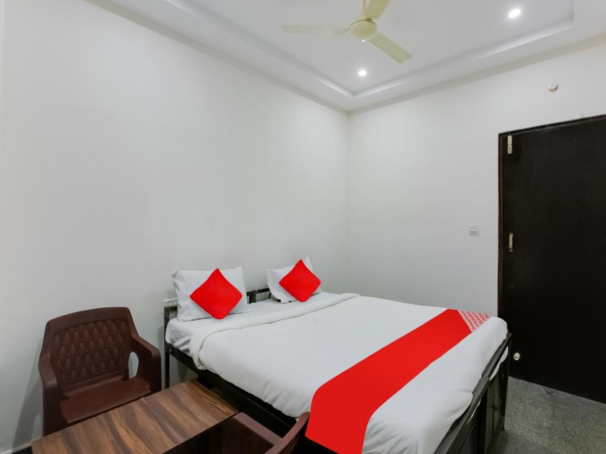 Hotel O Manjushree Boarding & Lodging Nearby Dr.Br Ambedkar Stadium Basveshwar Nagar Bangalore Exterior photo