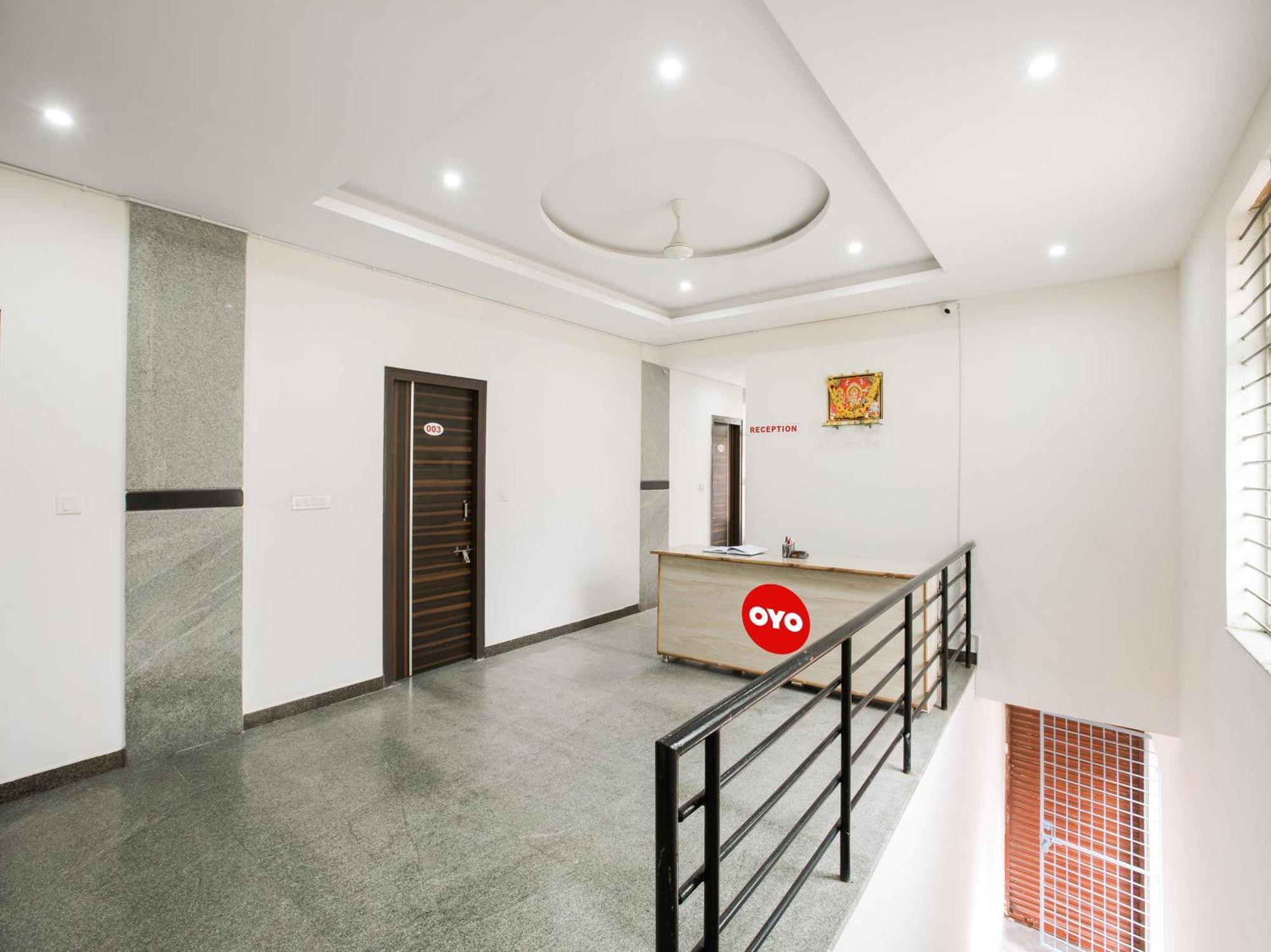 Hotel O Manjushree Boarding & Lodging Nearby Dr.Br Ambedkar Stadium Basveshwar Nagar Bangalore Exterior photo