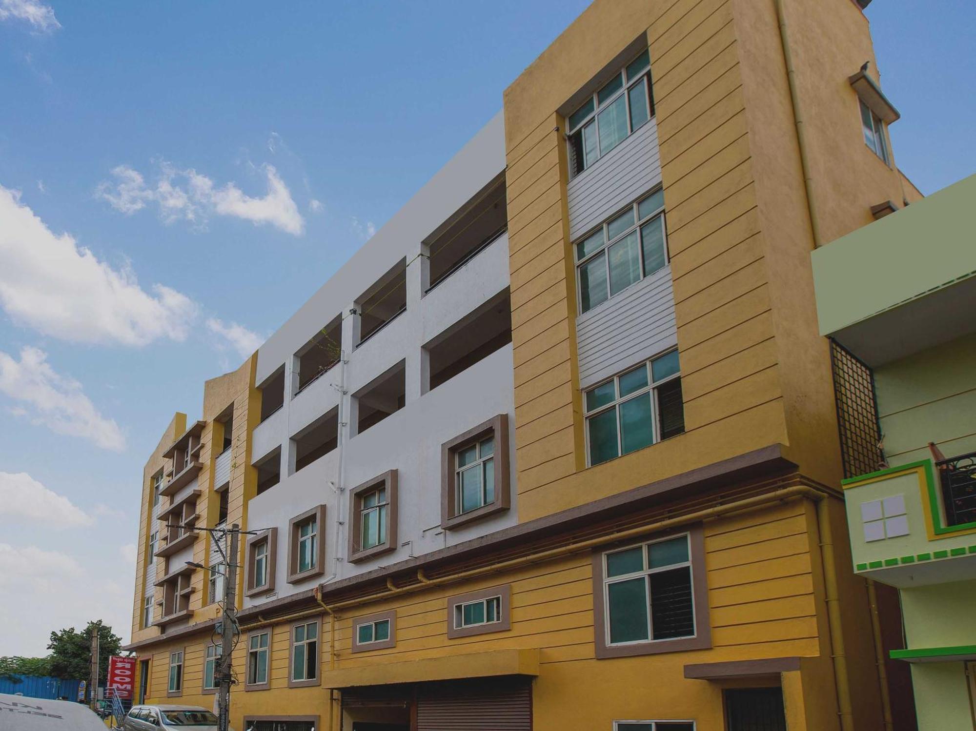 Hotel O Manjushree Boarding & Lodging Nearby Dr.Br Ambedkar Stadium Basveshwar Nagar Bangalore Exterior photo
