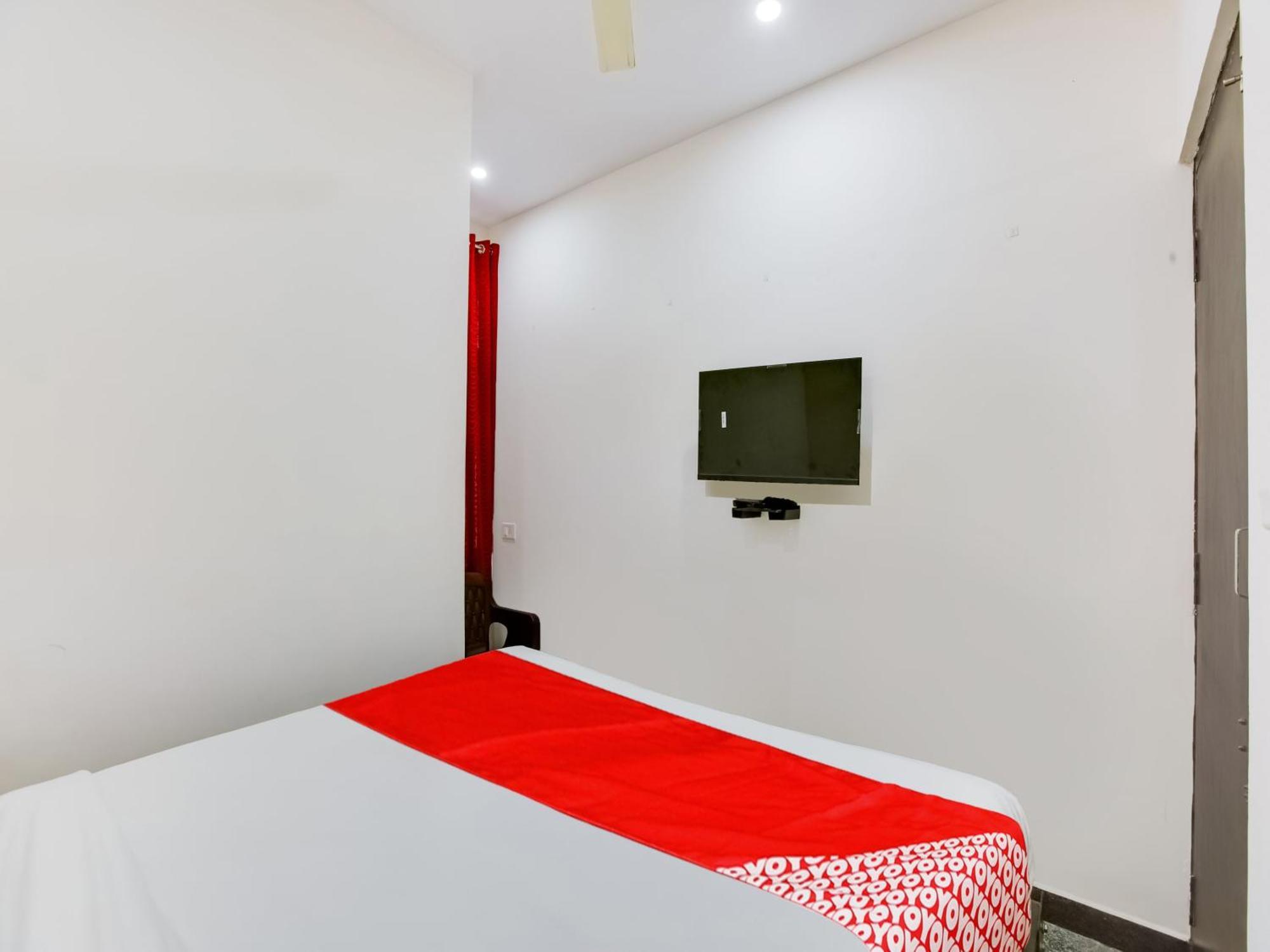 Hotel O Manjushree Boarding & Lodging Nearby Dr.Br Ambedkar Stadium Basveshwar Nagar Bangalore Exterior photo