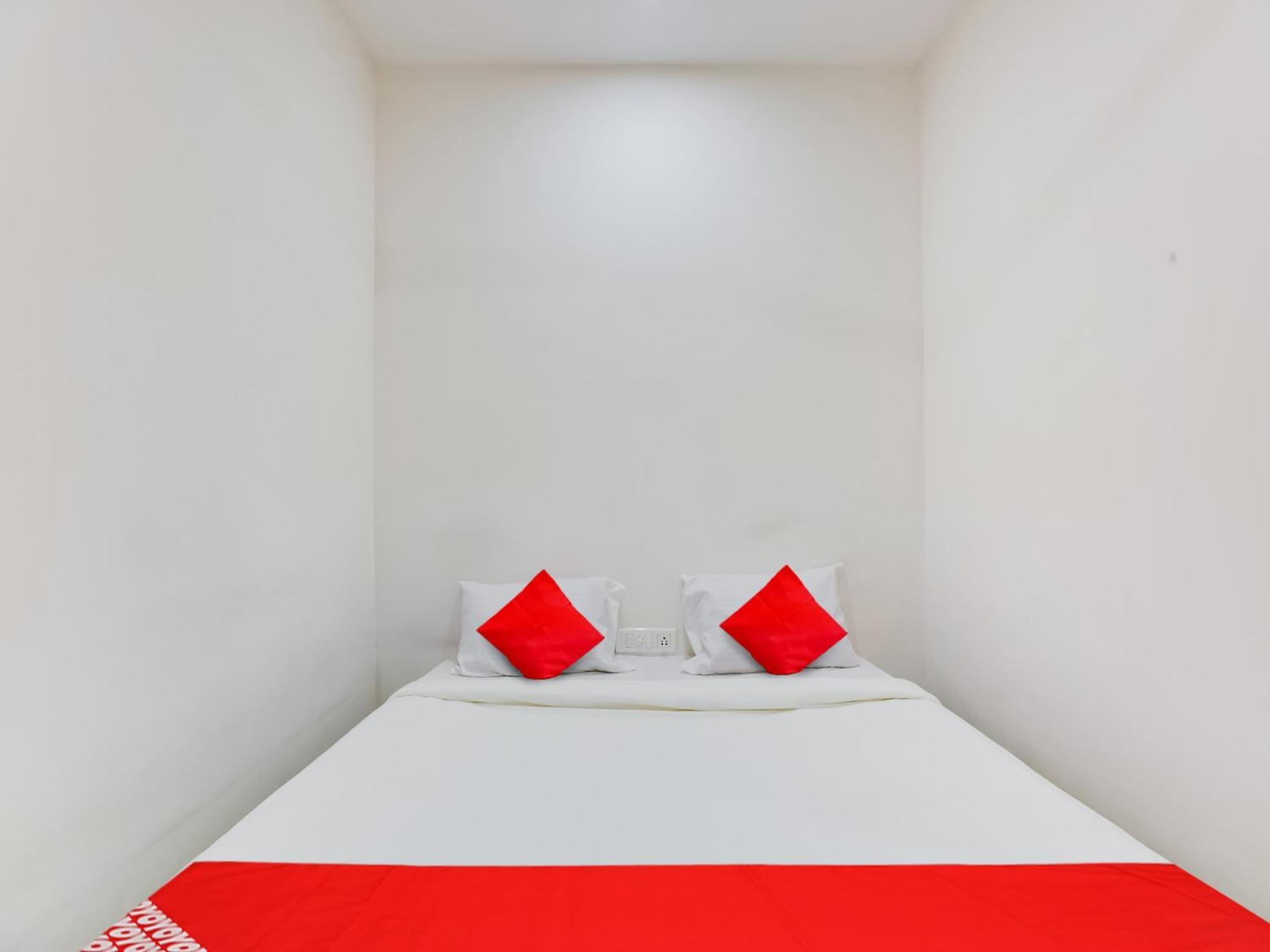 Hotel O Manjushree Boarding & Lodging Nearby Dr.Br Ambedkar Stadium Basveshwar Nagar Bangalore Exterior photo