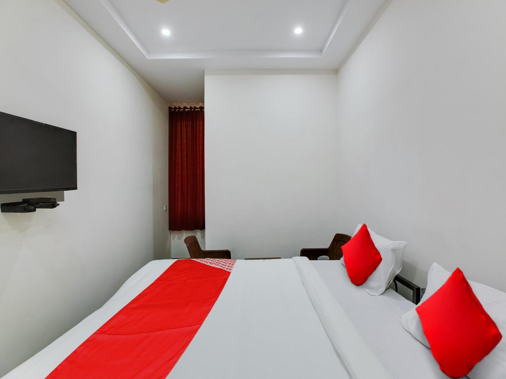 Hotel O Manjushree Boarding & Lodging Nearby Dr.Br Ambedkar Stadium Basveshwar Nagar Bangalore Exterior photo