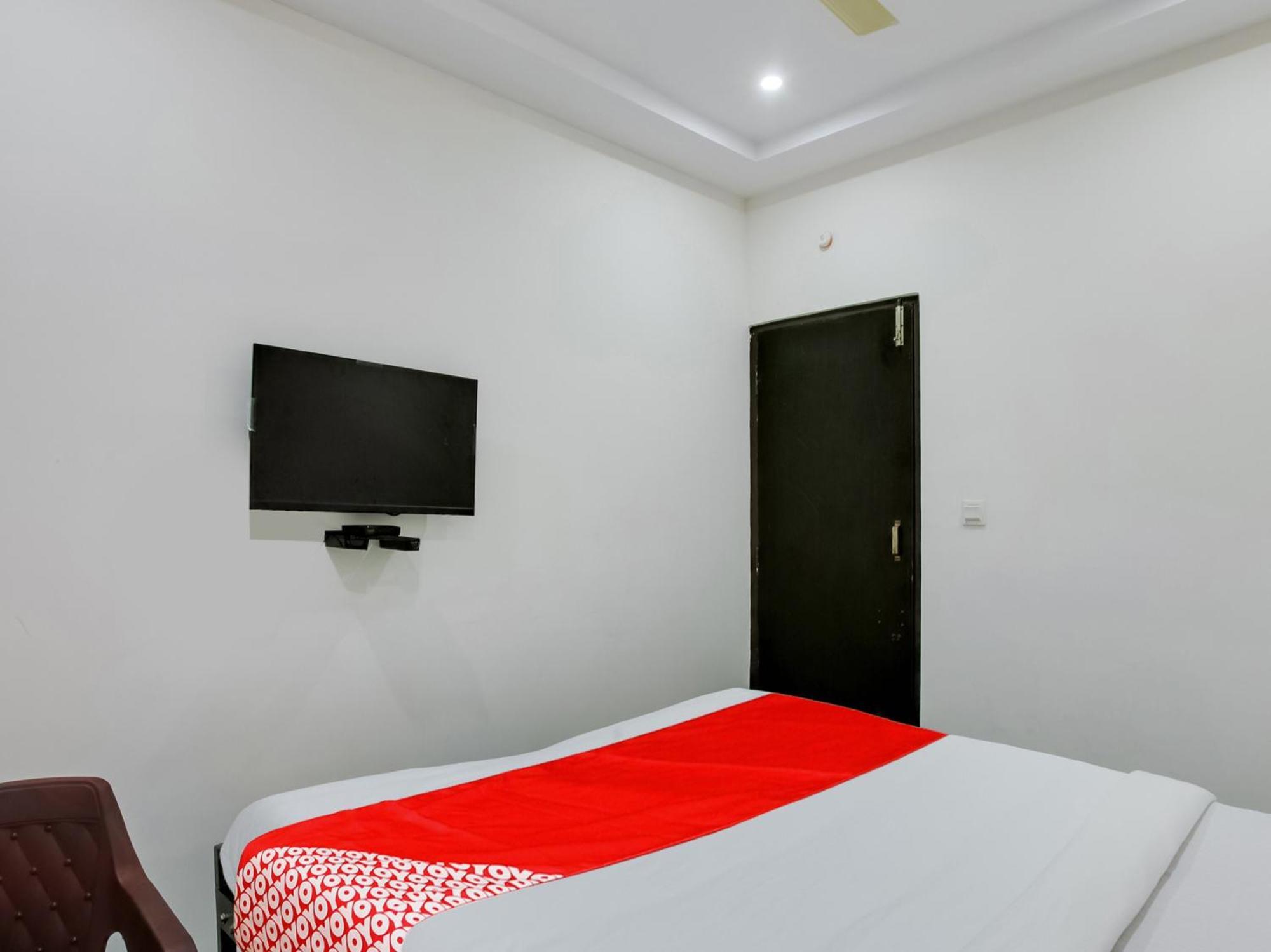 Hotel O Manjushree Boarding & Lodging Nearby Dr.Br Ambedkar Stadium Basveshwar Nagar Bangalore Exterior photo